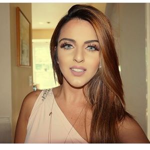 Meet your Posher, Anab